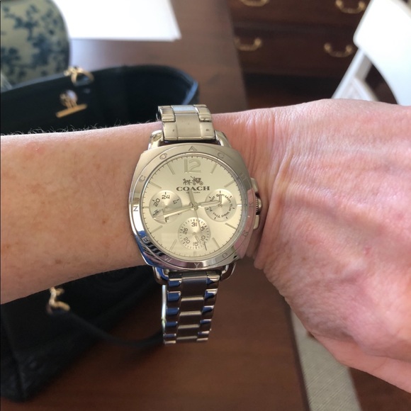 Coach Watch - Picture 2 of 2